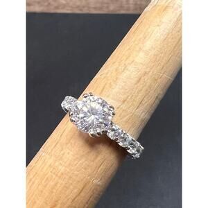 Cubic zirconia sterling silver ring size 7